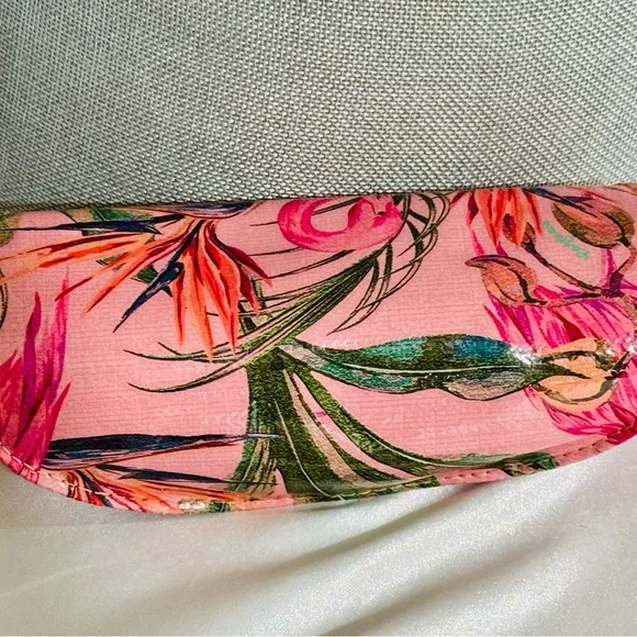 Consuela Brynn Sunglasses Case - Picture 5 of 6